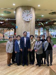 12.24府中商工会議所女性会からの掛け時計寄附受納式および設置式
