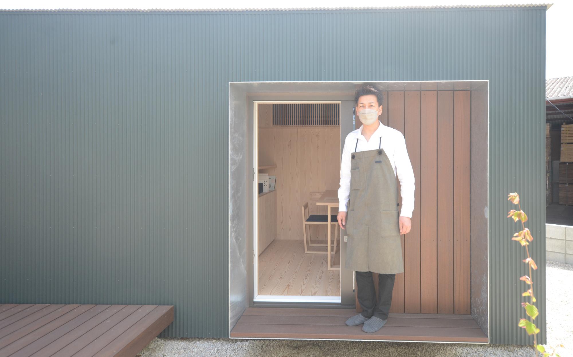 わかばこを紹介する井上社長