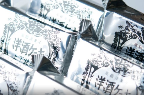 洋酒ケーキのパッケージイメージ