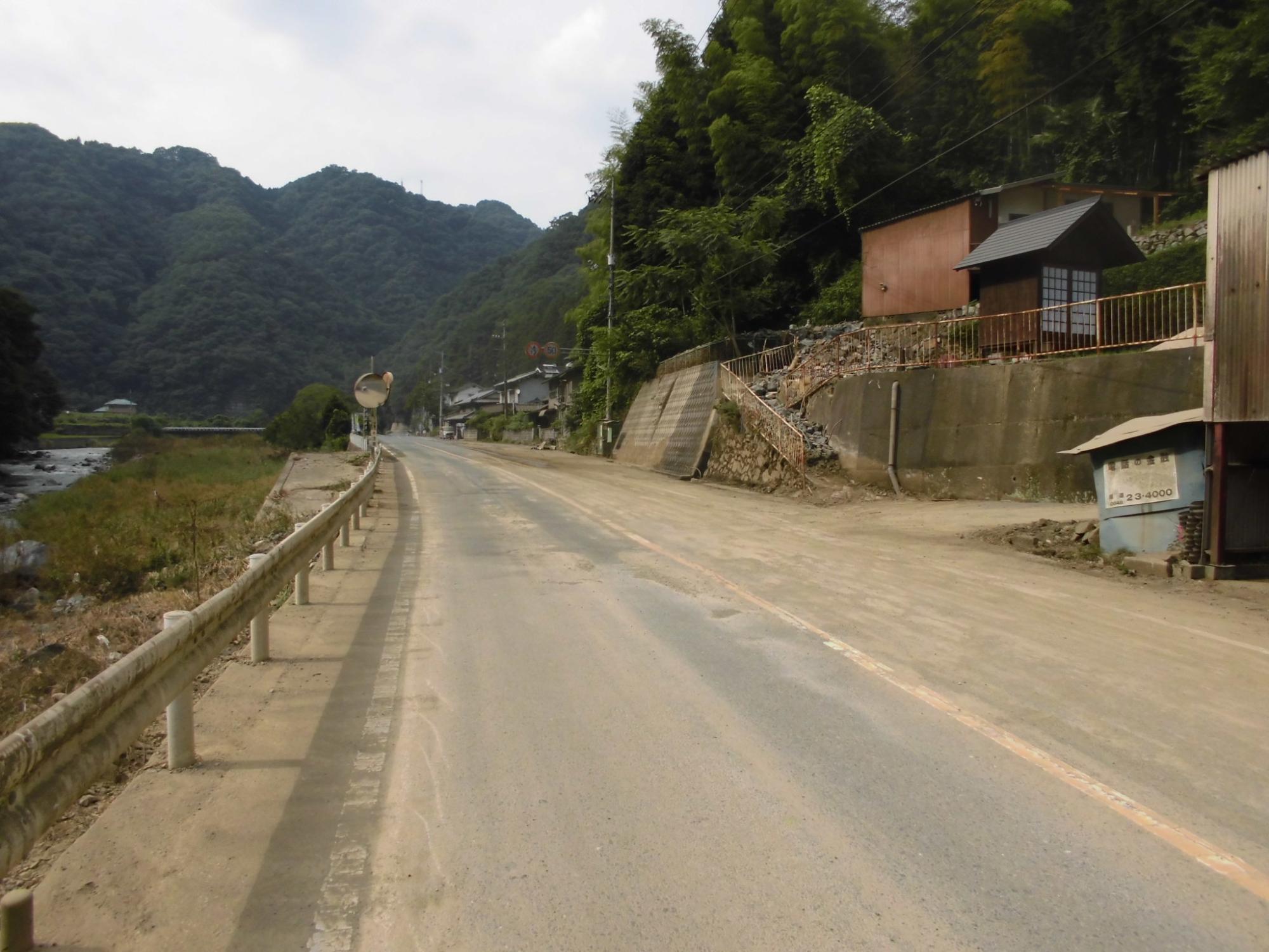 河佐～河面町内の土砂撤去作業完了後のようす