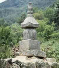 日吉神社宝塔の写真