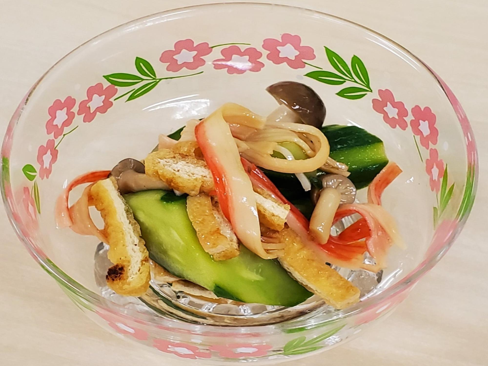 きゅうりと焼き揚げのサラダ