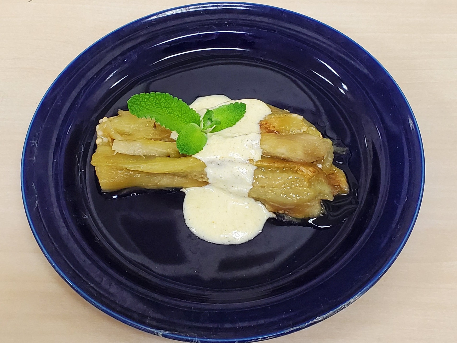 焼きなすのヨーグルトソース