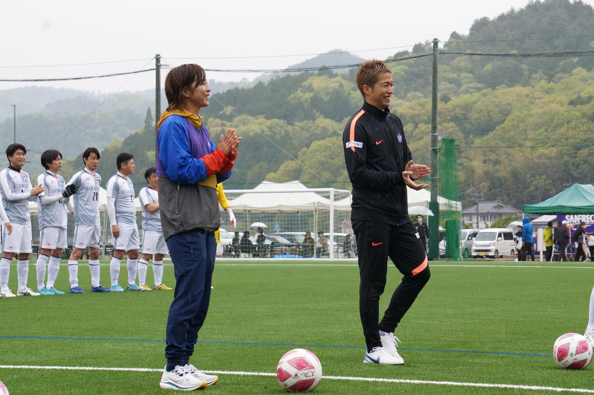 キックインセレモニー森崎浩司さん坂本直子さん