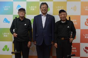 記念撮影の様子