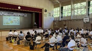 全大会の様子