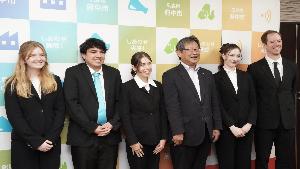 記念撮影の様子