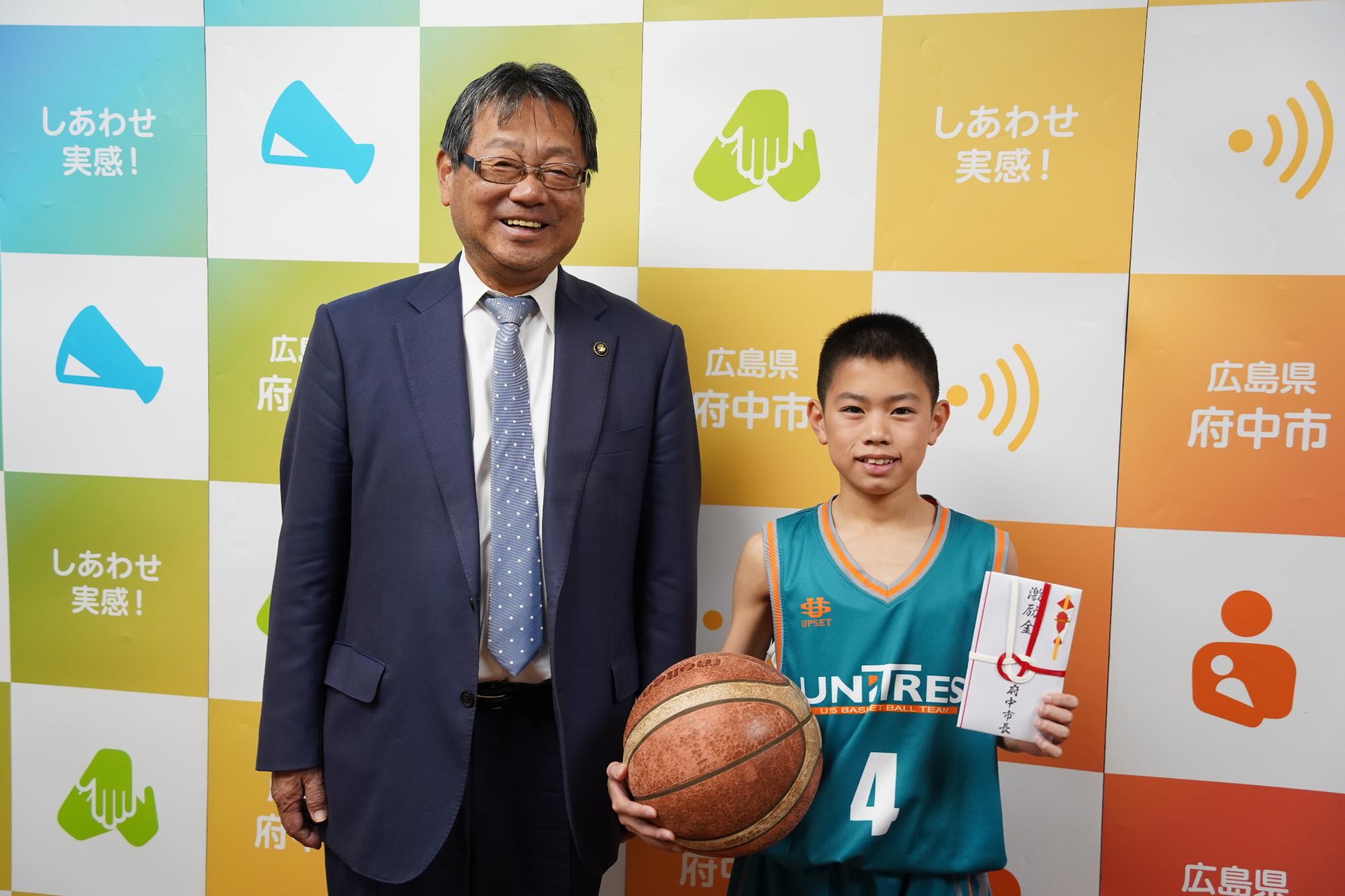 バスケットボール選手