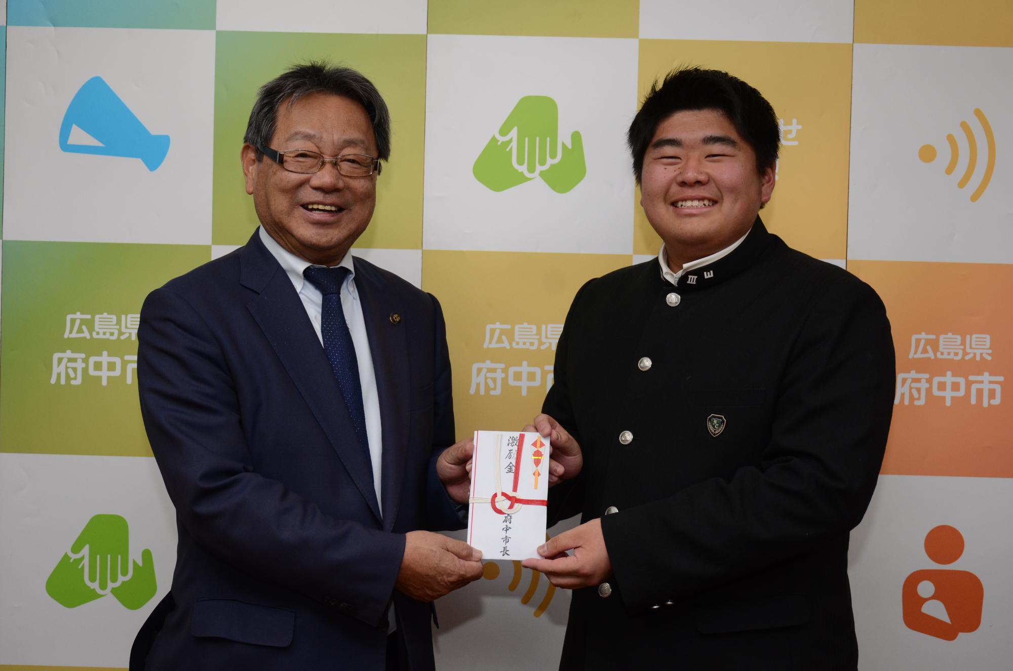 ラグビー全国大会出場選手