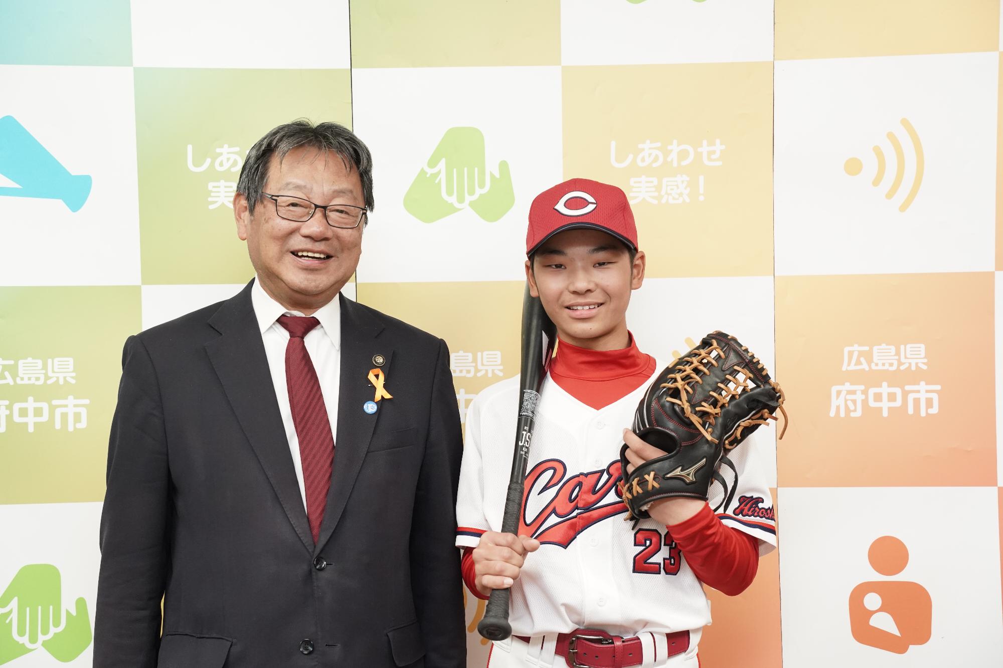 カープジュニア表敬訪問